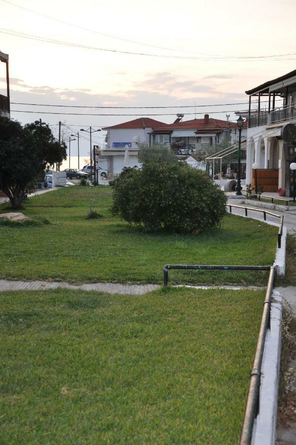 Апартаменты Holidey House In Skala Fourkas 150M From The Sea Экстерьер фото